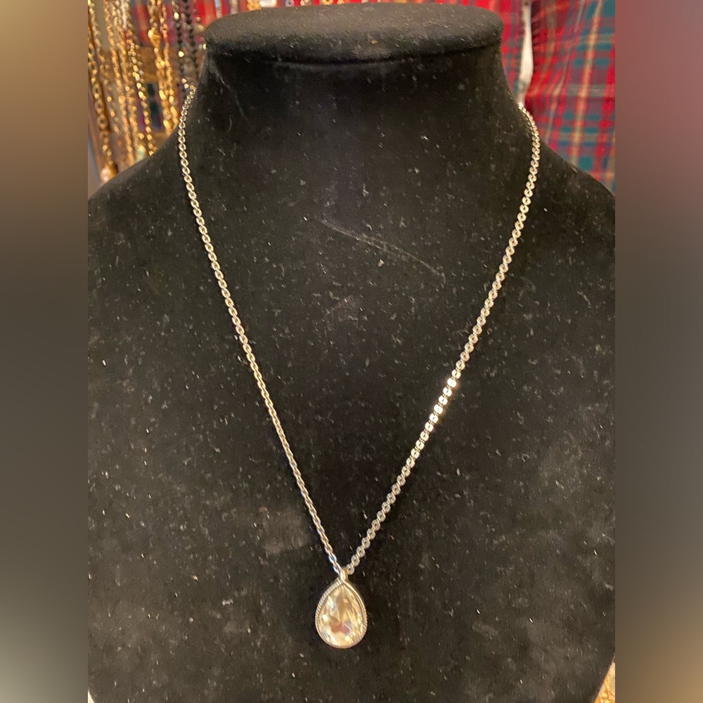 💎Tear drop pendant necklace